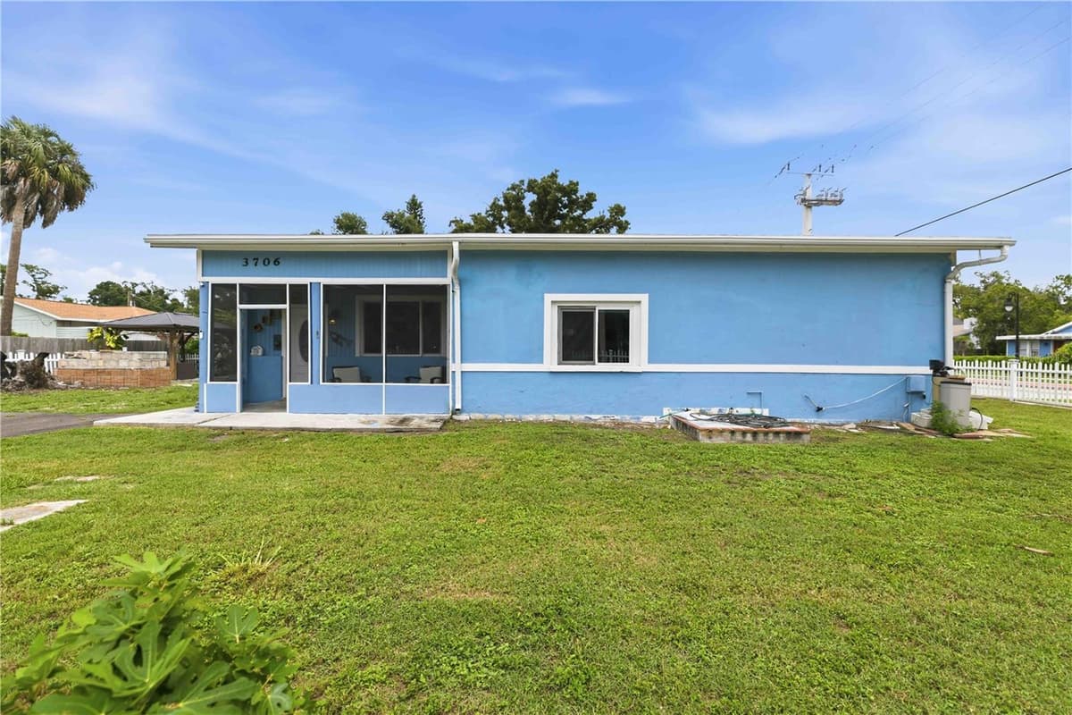3706 OLD BRADENTON ROAD — photo 4 of 38