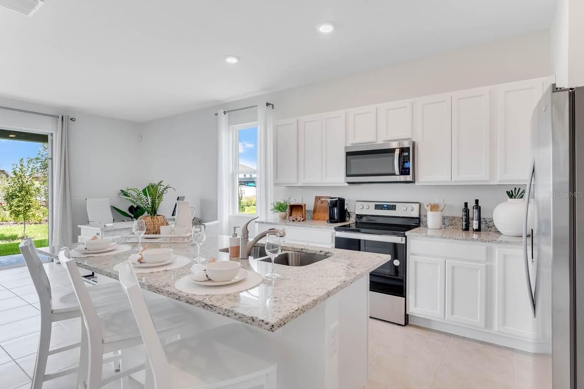 2634 OLYMPIC COURT — photo 4 of 36