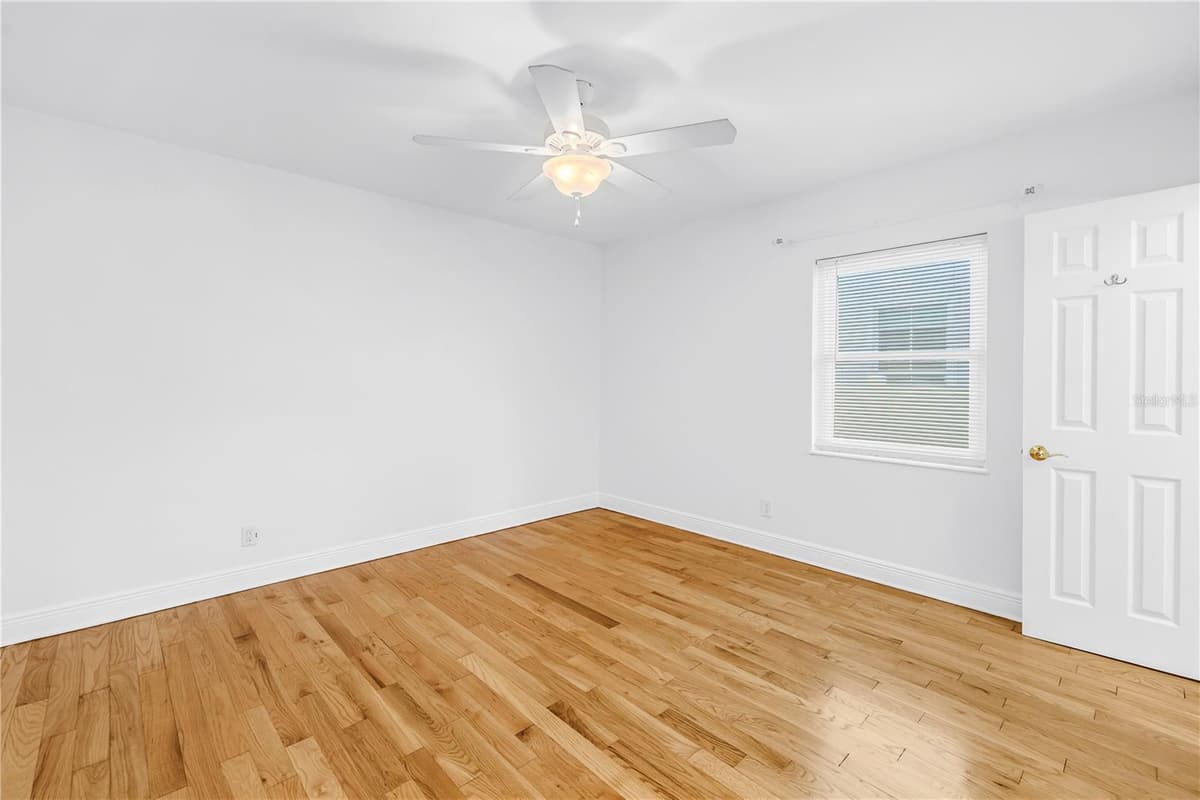 348 11TH AVENUE — photo 12 of 27