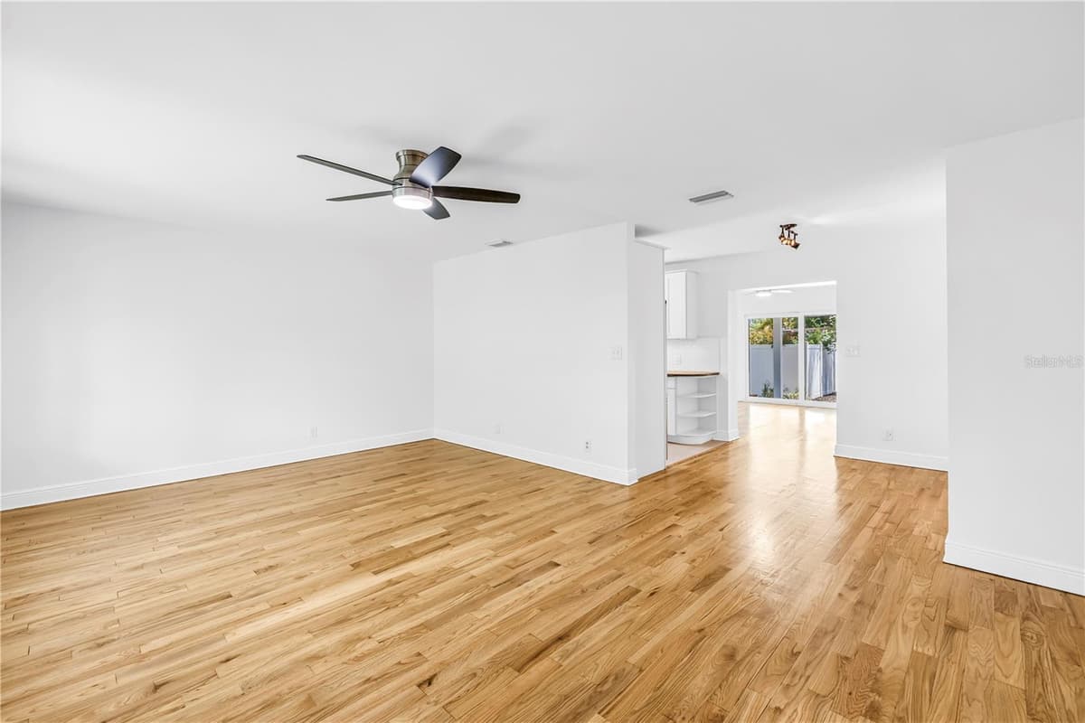 348 11TH AVENUE — photo 4 of 27