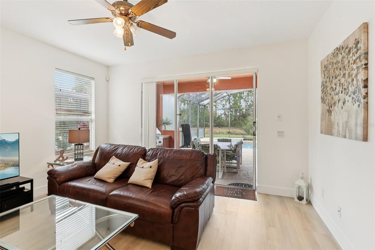334 ORANGE COSMOS BOULEVARD — photo 10 of 30