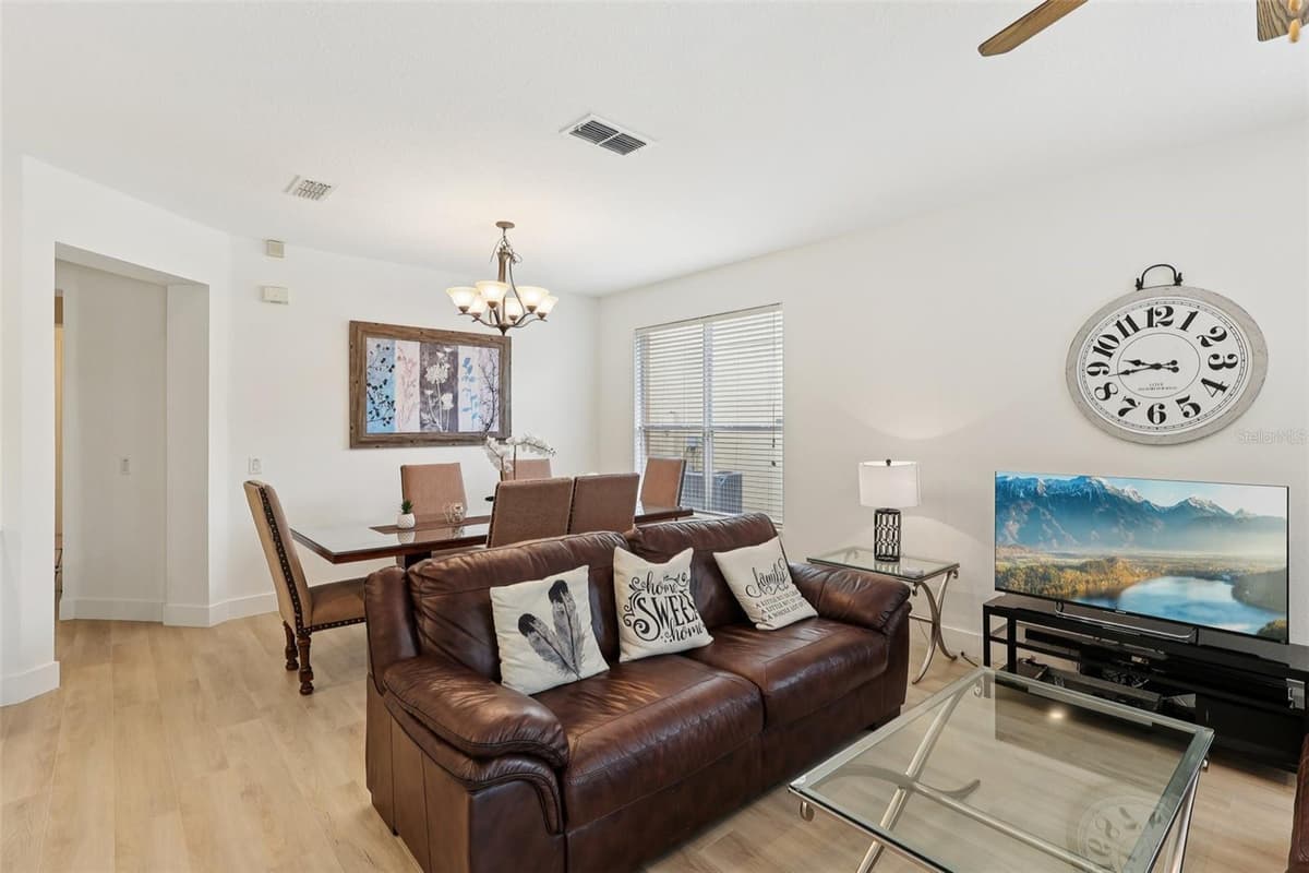334 ORANGE COSMOS BOULEVARD — photo 9 of 30