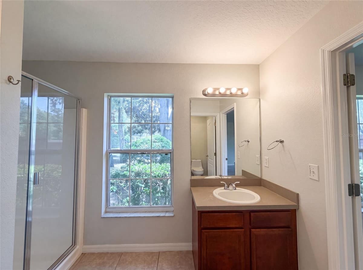 306 GARDEN OAK COURT — photo 25 of 32