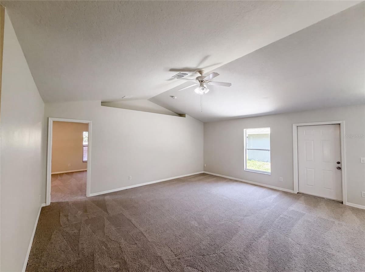 306 GARDEN OAK COURT — photo 6 of 32
