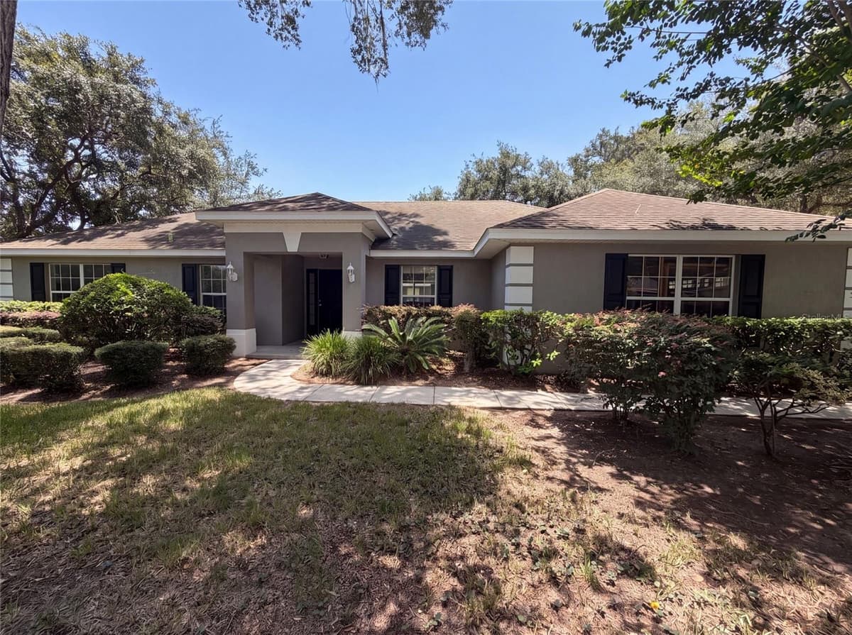 306 GARDEN OAK COURT — photo 1 of 32