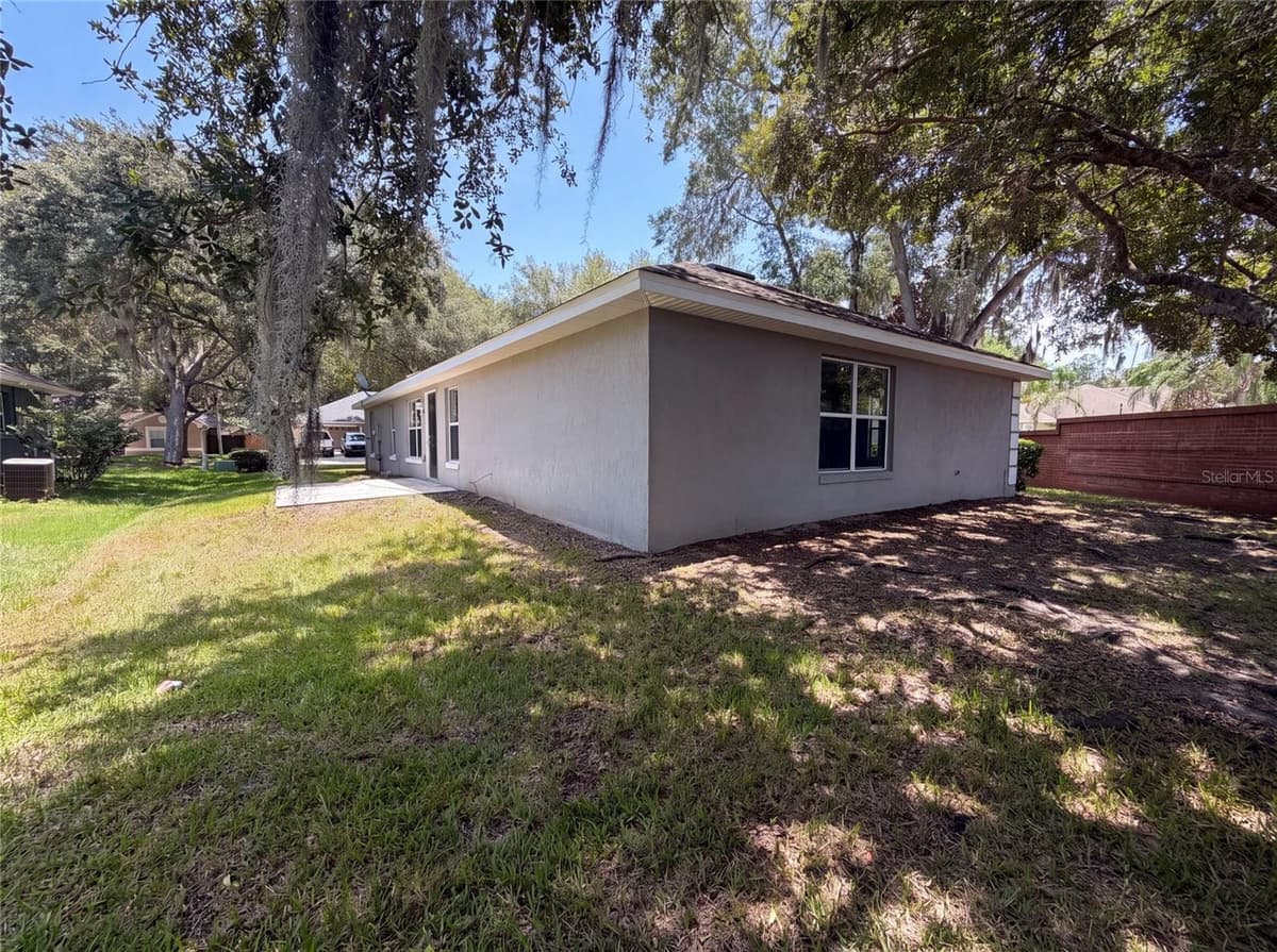 306 GARDEN OAK COURT — photo 29 of 32