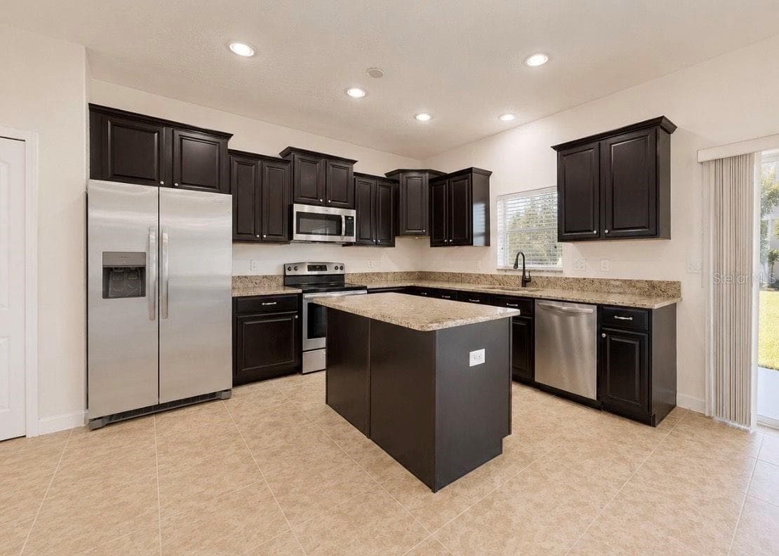125 ORANGE MILL AVENUE — photo 17 of 65