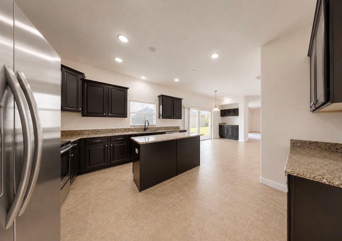 125 ORANGE MILL AVENUE — photo 15 of 65
