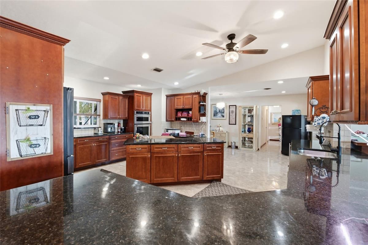 1818 DOLPHIN BOULEVARD — photo 13 of 58