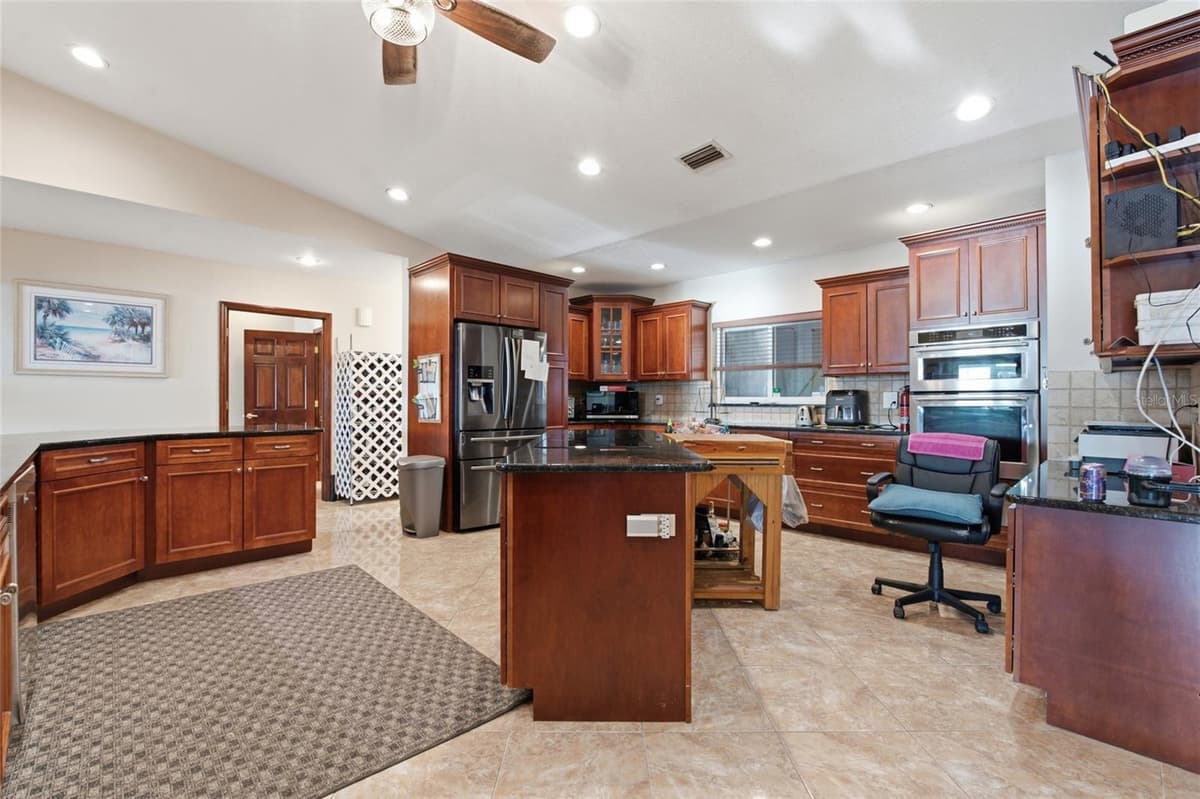 1818 DOLPHIN BOULEVARD — photo 9 of 58