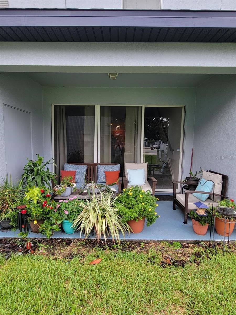 2904 GRAFTON DRIVE — photo 4 of 23