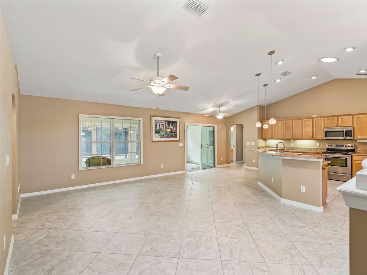 17879 125TH CIRCLE — photo 12 of 53