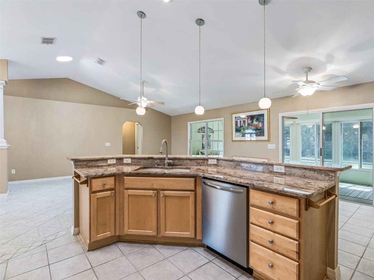 17879 125TH CIRCLE — photo 19 of 53