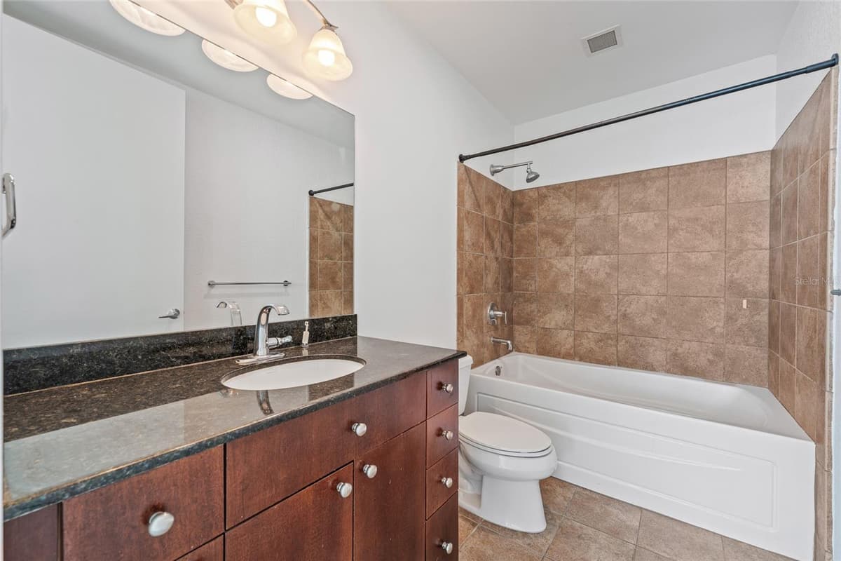 150 ROBINSON STREET — photo 19 of 24