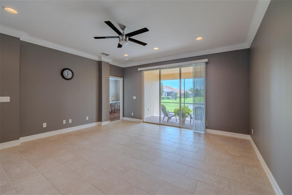 4919 MARBLE SPRINGS CIRCLE — photo 14 of 92