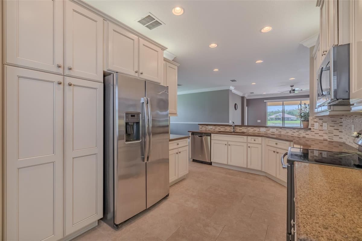 4919 MARBLE SPRINGS CIRCLE — photo 25 of 92