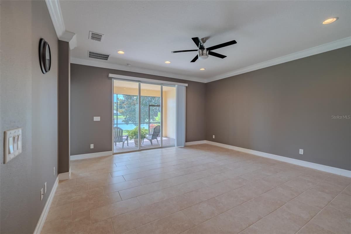4919 MARBLE SPRINGS CIRCLE — photo 15 of 92
