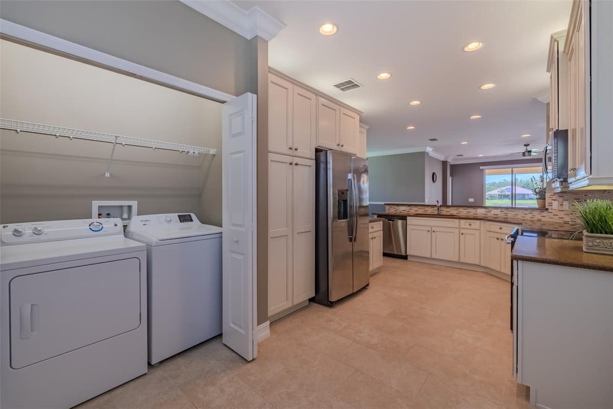 4919 MARBLE SPRINGS CIRCLE — photo 24 of 92