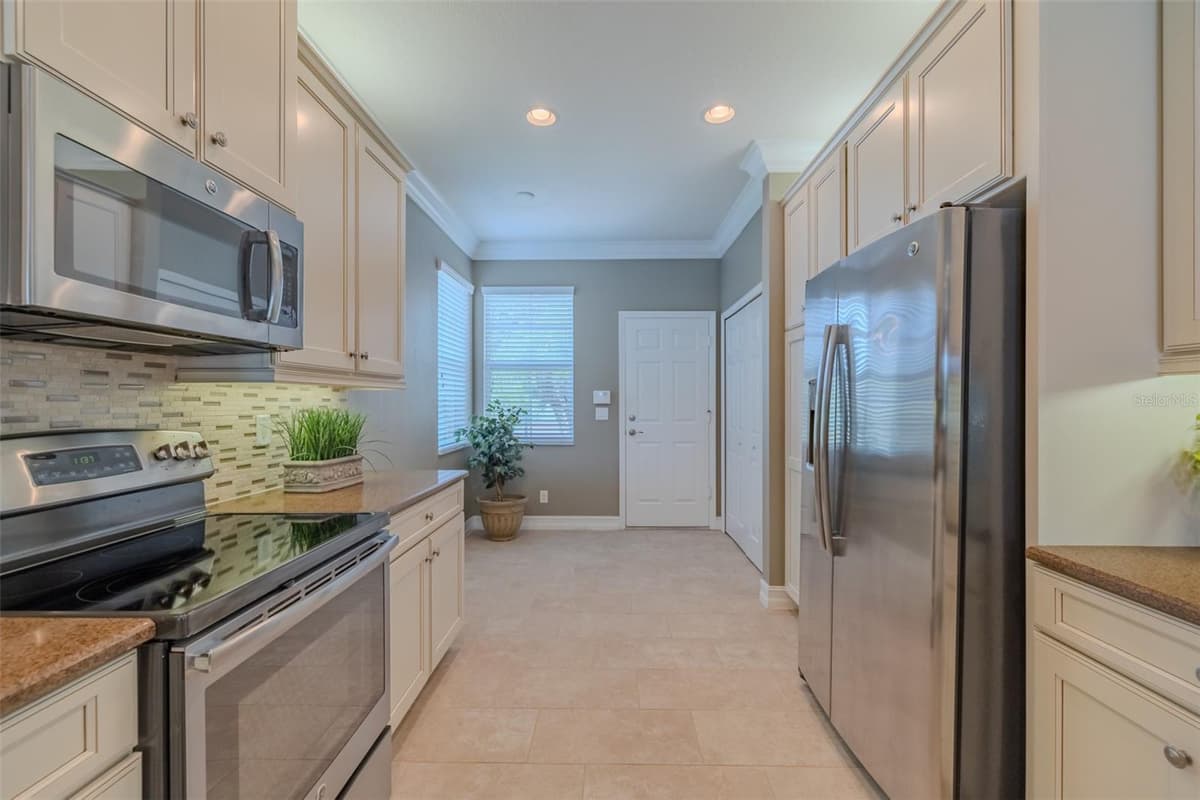 4919 MARBLE SPRINGS CIRCLE — photo 22 of 92