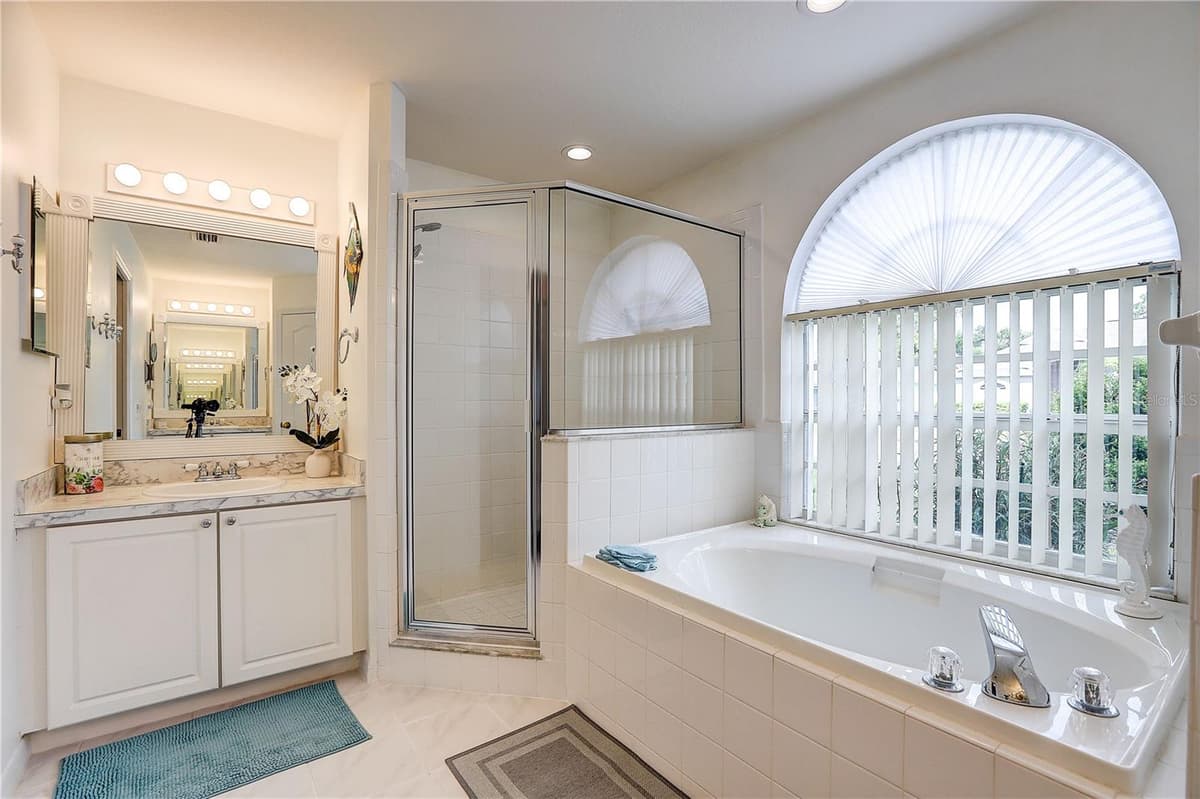 2242 TOWERING OAKS CIRCLE — photo 17 of 43