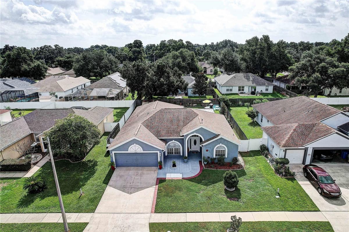 2242 TOWERING OAKS CIRCLE — photo 3 of 43