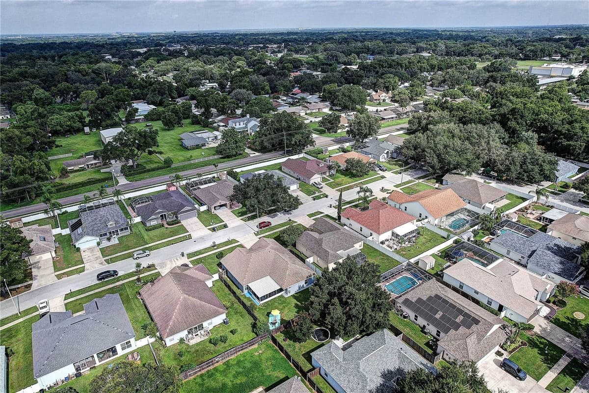2242 TOWERING OAKS CIRCLE — photo 42 of 43