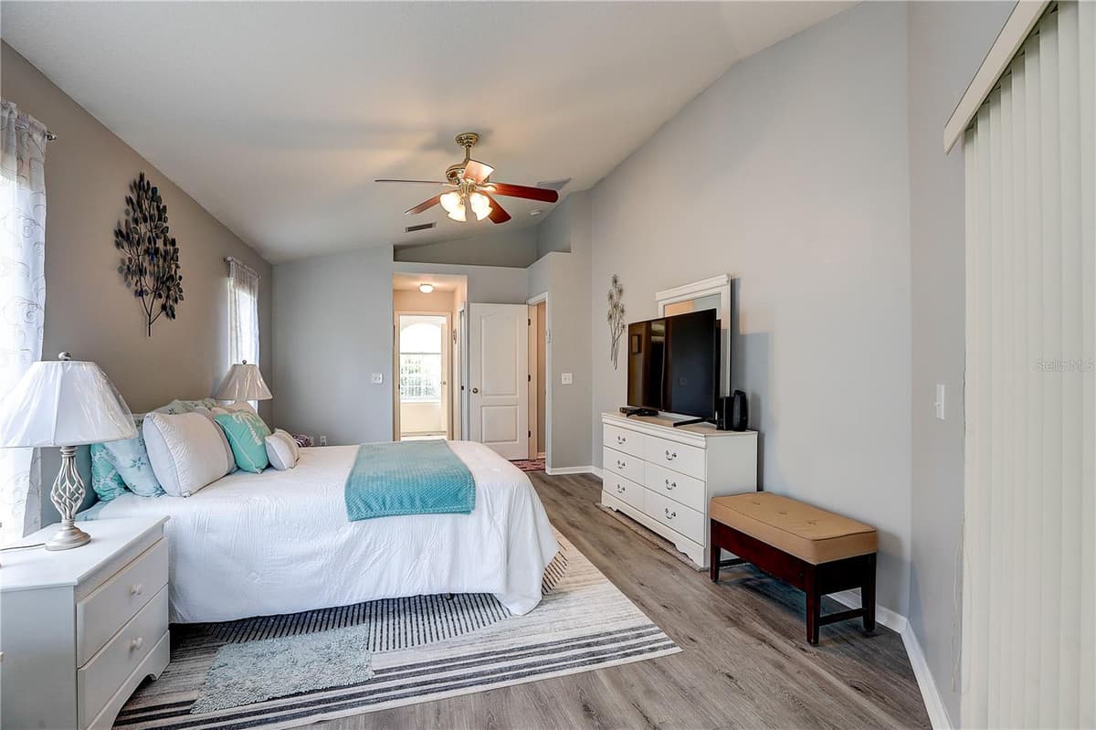 2242 TOWERING OAKS CIRCLE — photo 15 of 43