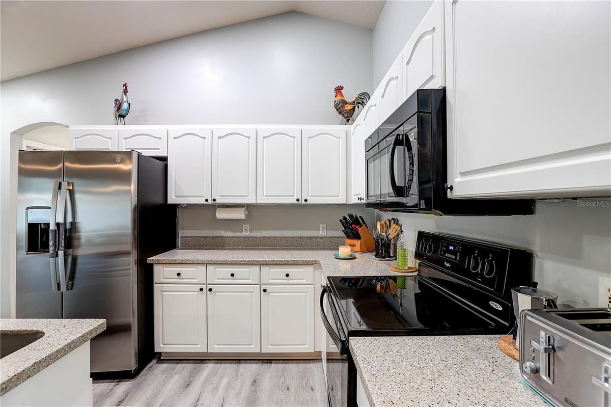 2242 TOWERING OAKS CIRCLE — photo 11 of 43