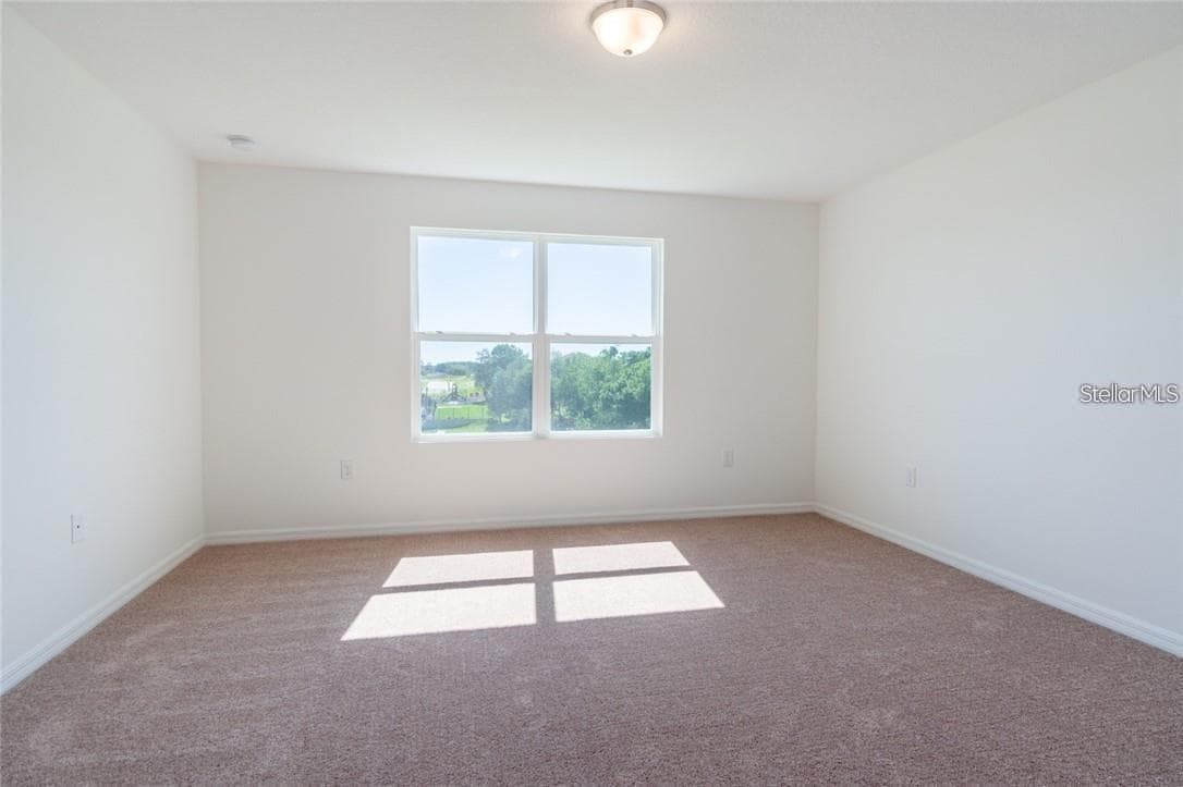 342 MADISON DRIVE — photo 6 of 17