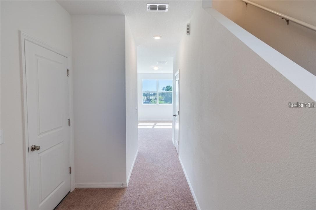 342 MADISON DRIVE — photo 11 of 17