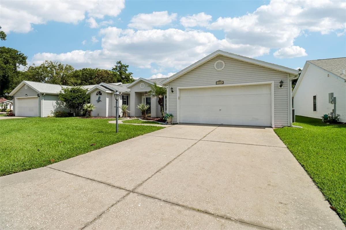 4529 PEACH TREE STREET — photo 43 of 63