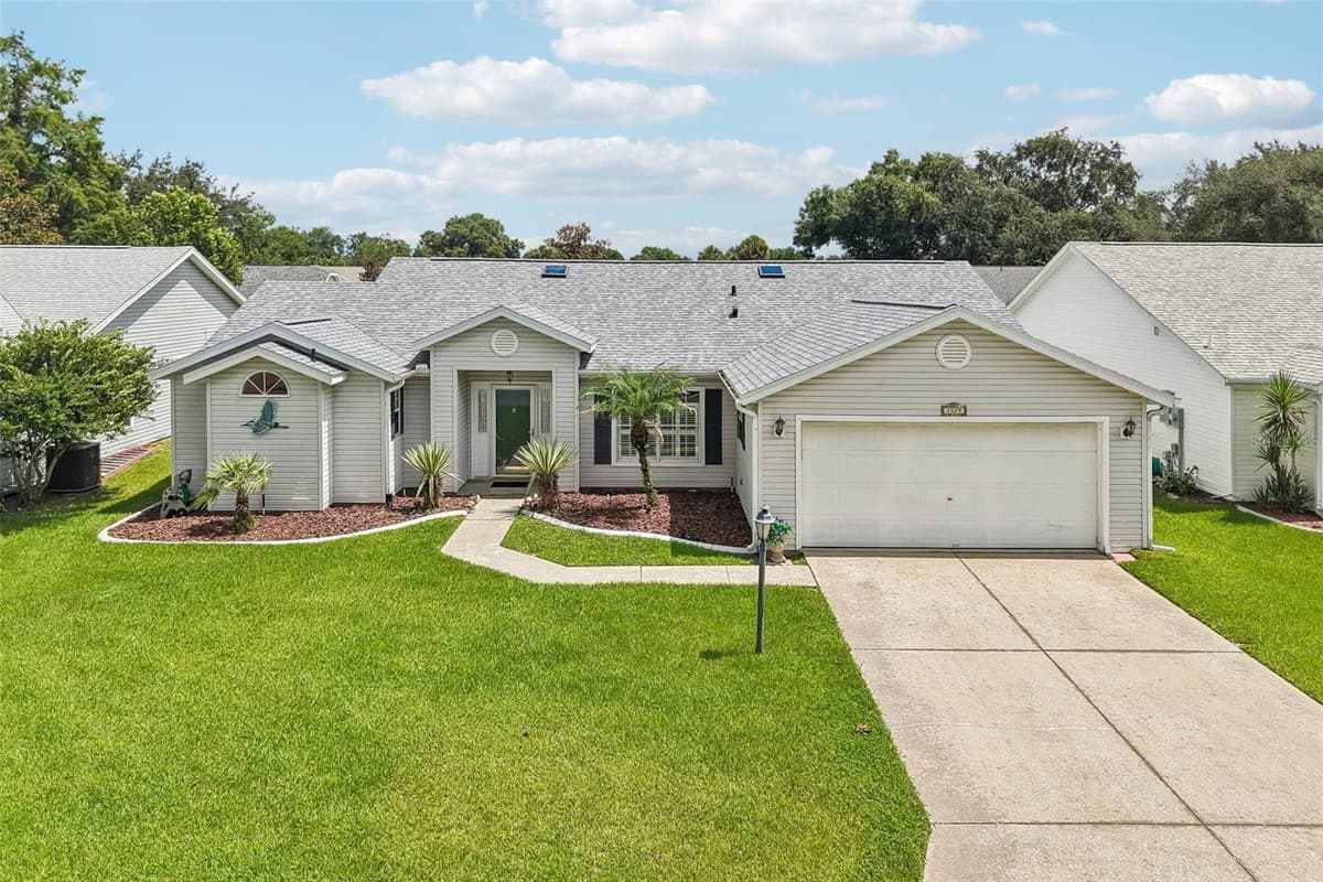 4529 PEACH TREE STREET — photo 39 of 63