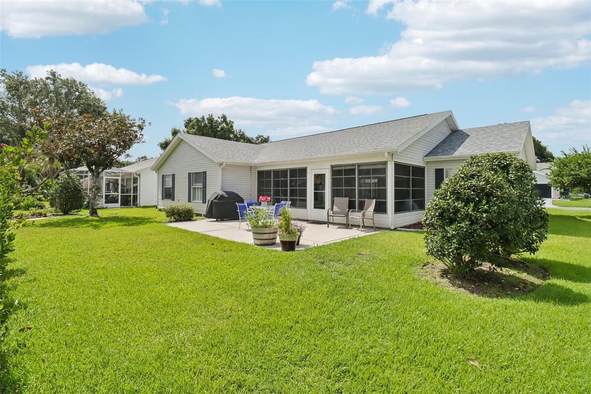 4529 PEACH TREE STREET — photo 36 of 63