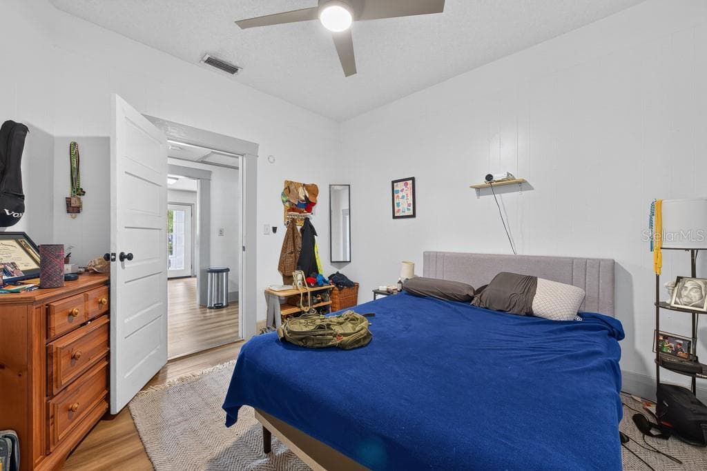 6020 FLORA VISTA AVENUE — photo 21 of 61