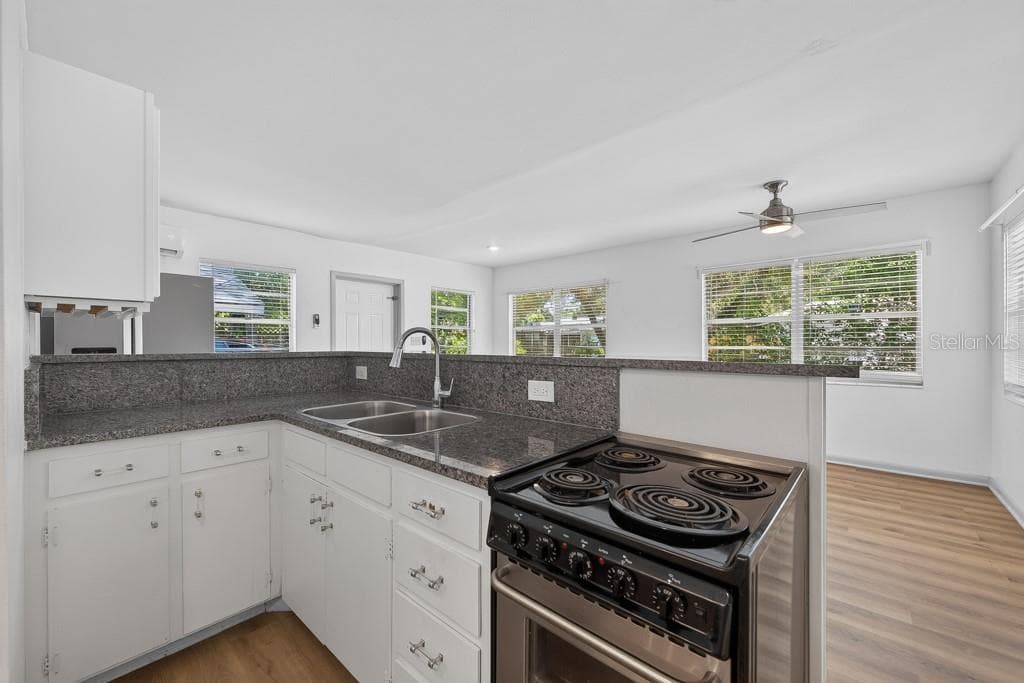 6020 FLORA VISTA AVENUE — photo 35 of 61