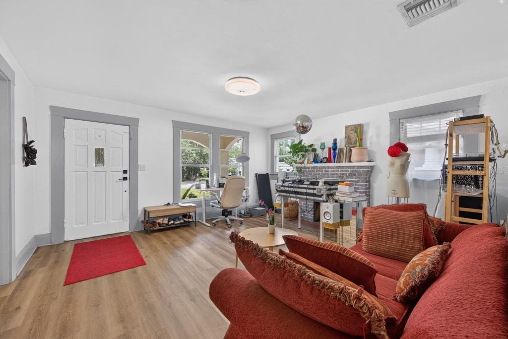 6020 FLORA VISTA AVENUE — photo 5 of 61