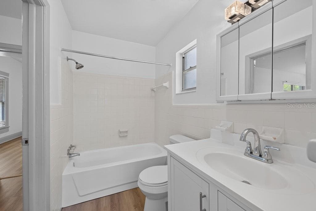 6020 FLORA VISTA AVENUE — photo 45 of 61