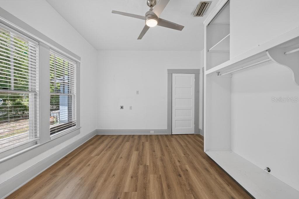 6020 FLORA VISTA AVENUE — photo 38 of 61
