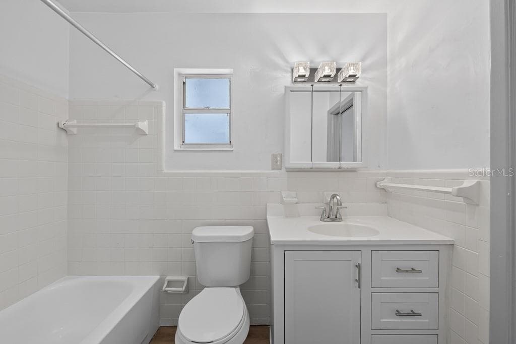 6020 FLORA VISTA AVENUE — photo 44 of 61