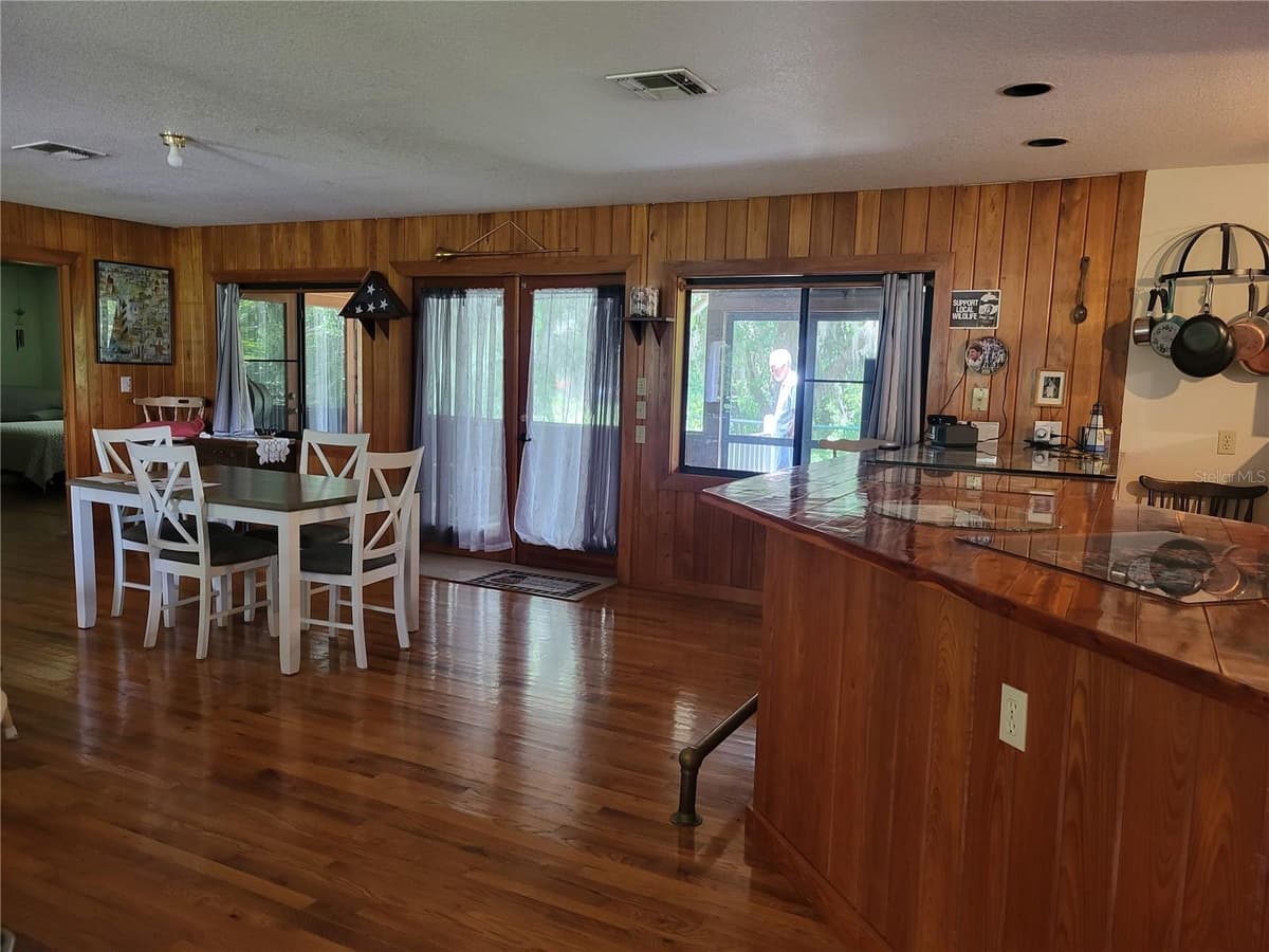 32531 4TH AVENUE — photo 5 of 13