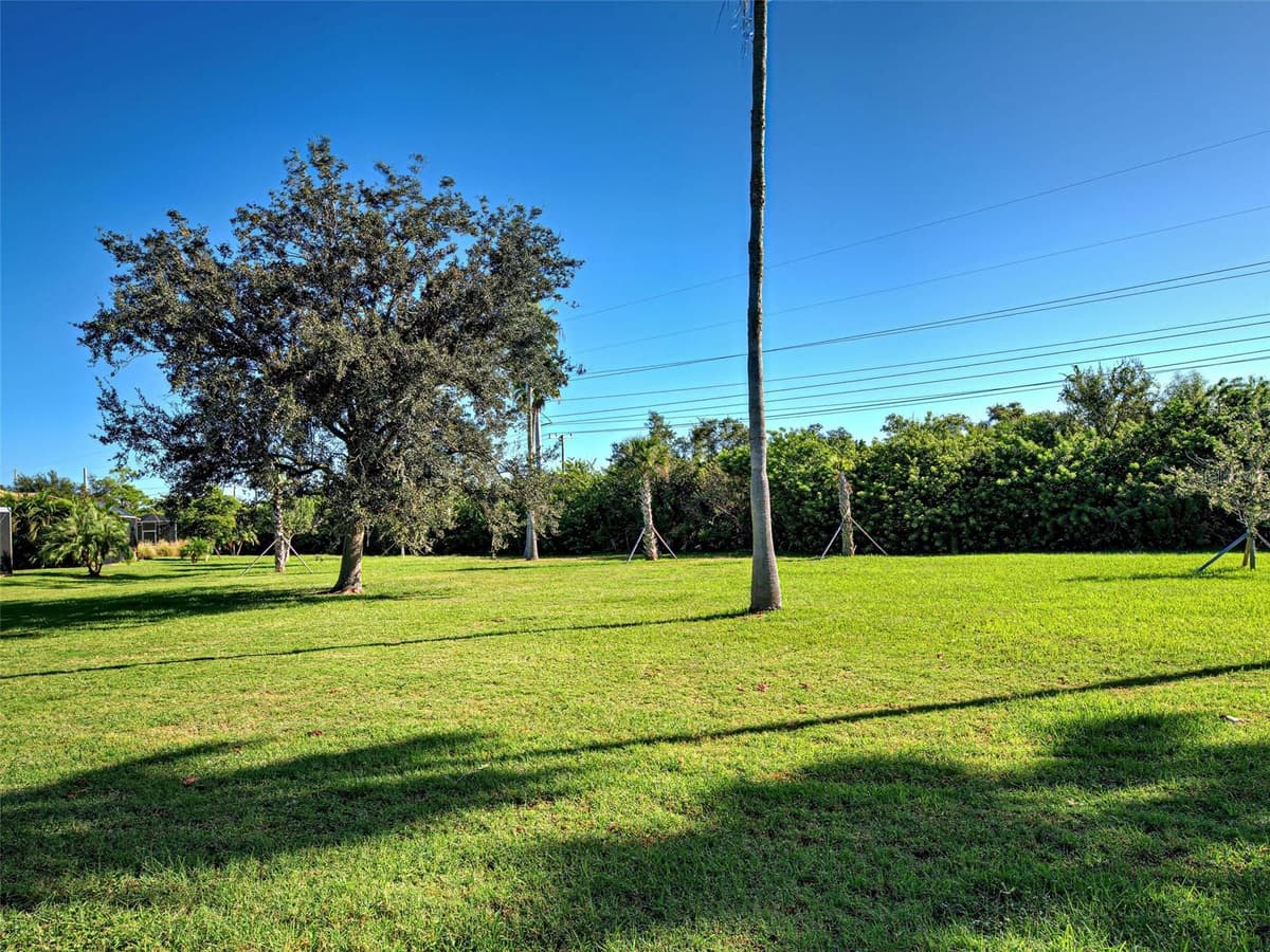 20612 CAPELLO DRIVE — photo 3 of 47