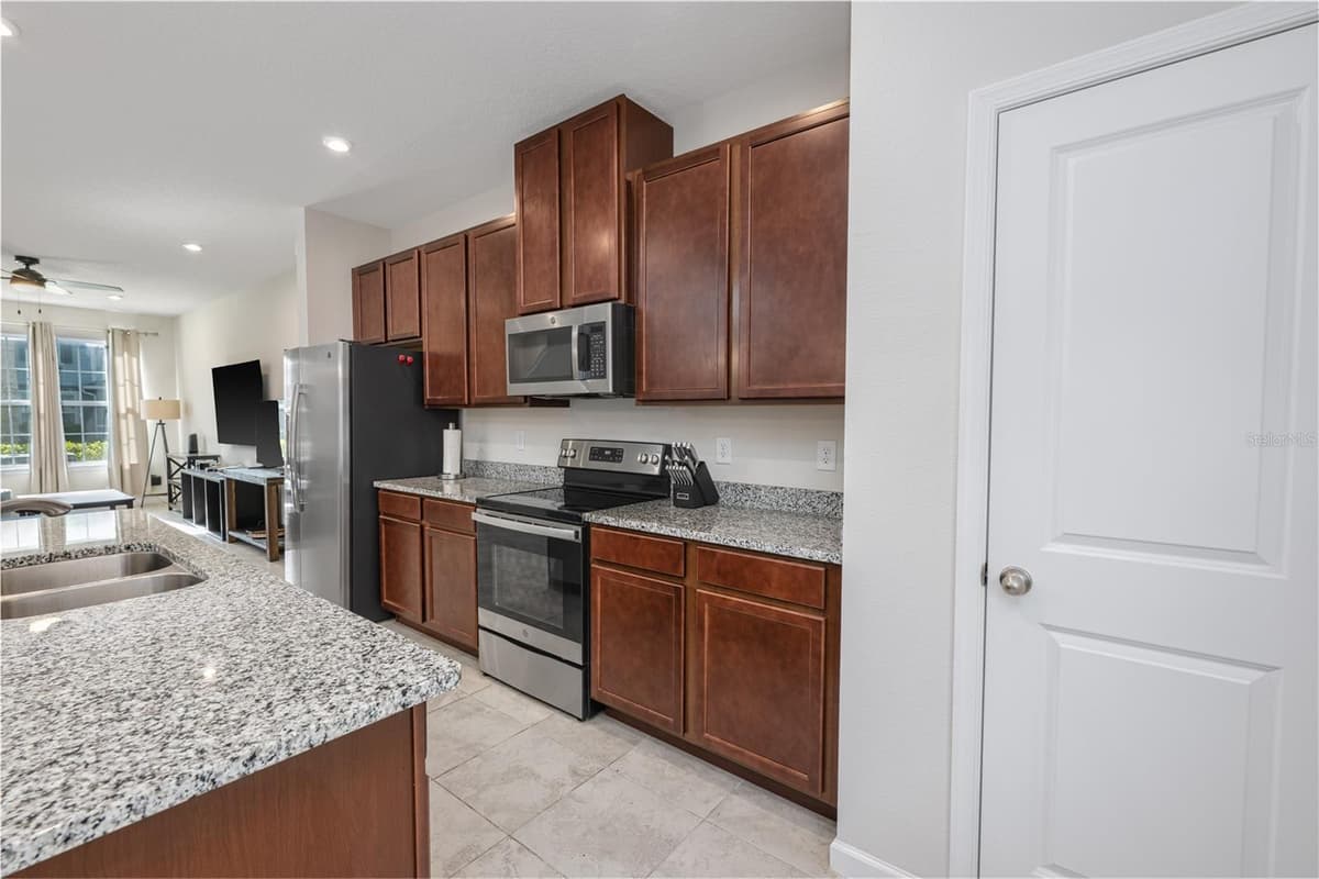 6208 ARALIA IVY LANE — photo 9 of 26