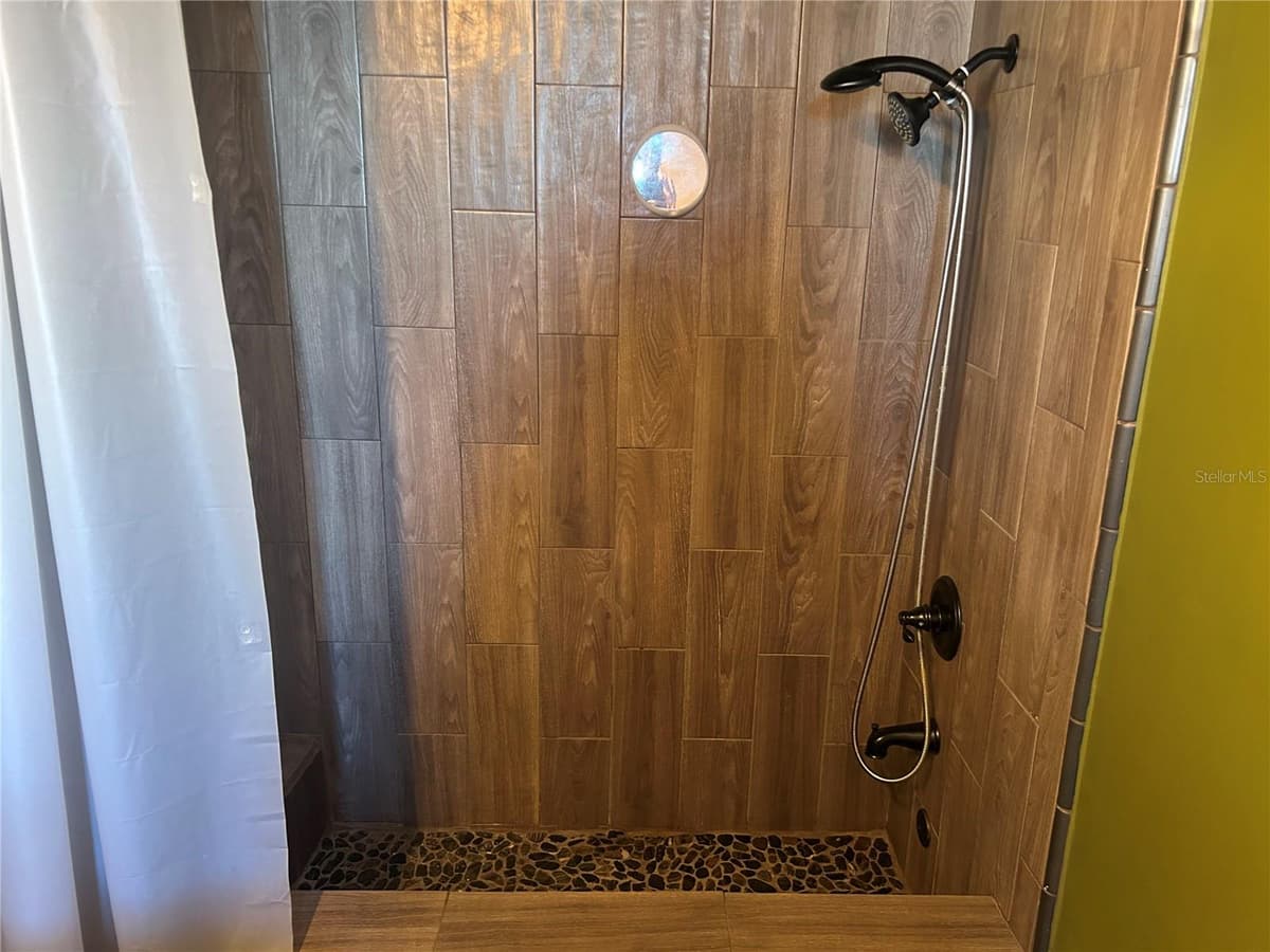 13406 BELLEWOOD AVENUE — photo 12 of 19