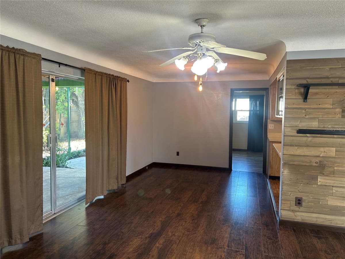 13406 BELLEWOOD AVENUE — photo 3 of 19