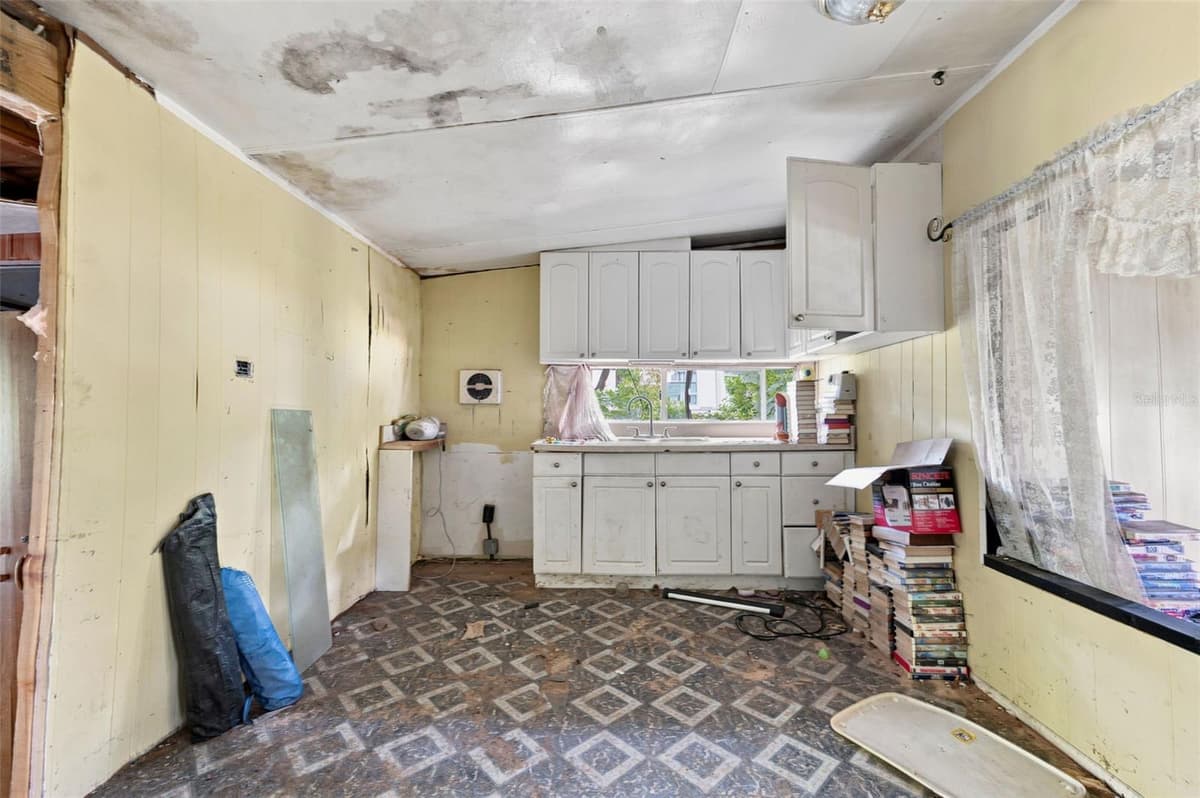 13129 CLERMONT STREET — photo 5 of 14