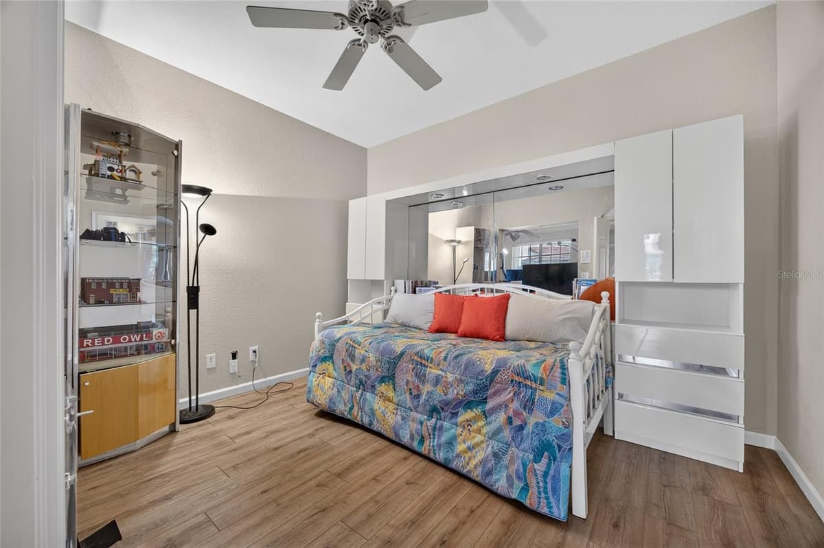 9141 LOS LAGOS COURT — photo 15 of 51