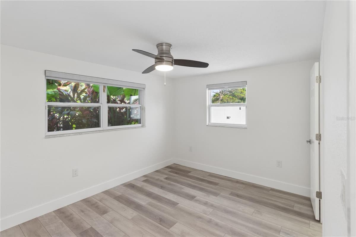 5400 DENVER STREET — photo 34 of 74