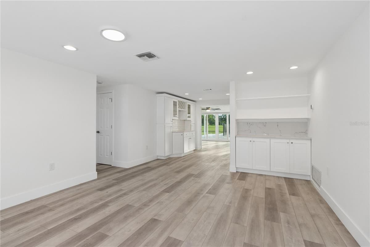 5400 DENVER STREET — photo 14 of 74