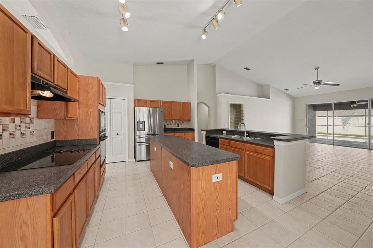 5146 NEW SAVANNAH CIRCLE — photo 15 of 33