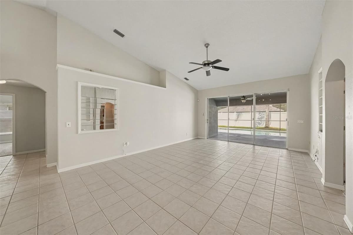 5146 NEW SAVANNAH CIRCLE — photo 10 of 33
